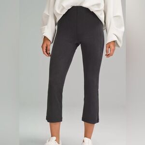 NWT Lululemon soft stream Sz 6 Cropped Ribbed pants - black